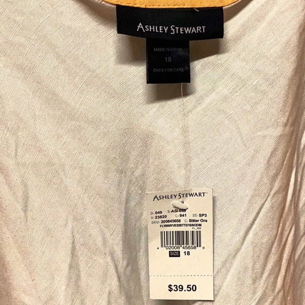 ASHLEY STEWART VEST - Picture 10 of 11